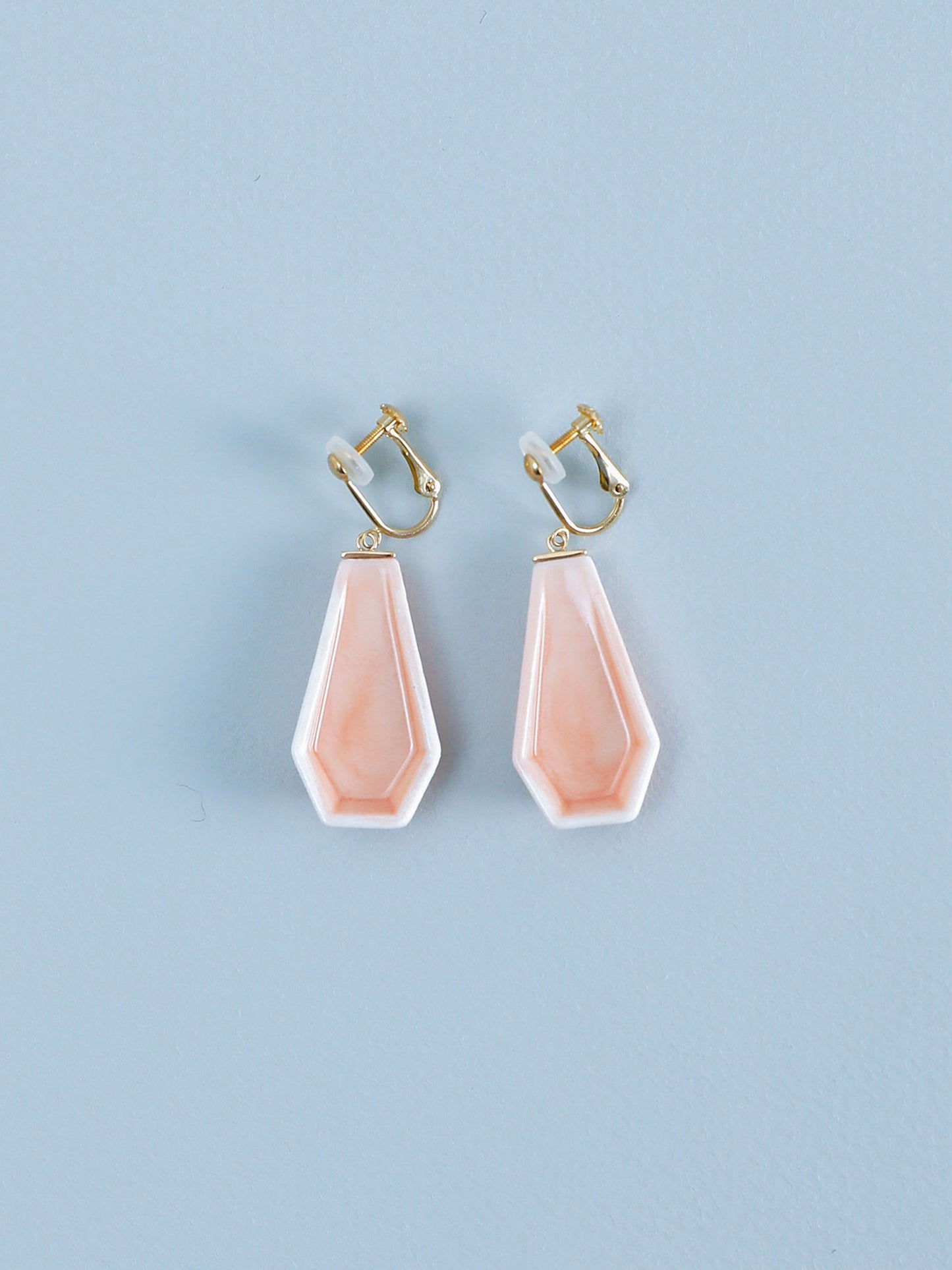 01 六角/Rokkaku Earrings - Salmon pink